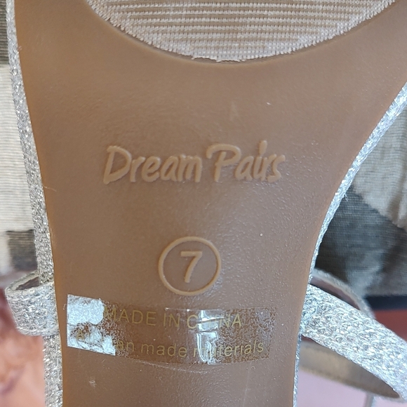 Glittery Silver Strappy Heels Size 7 - Picture 7 of 7